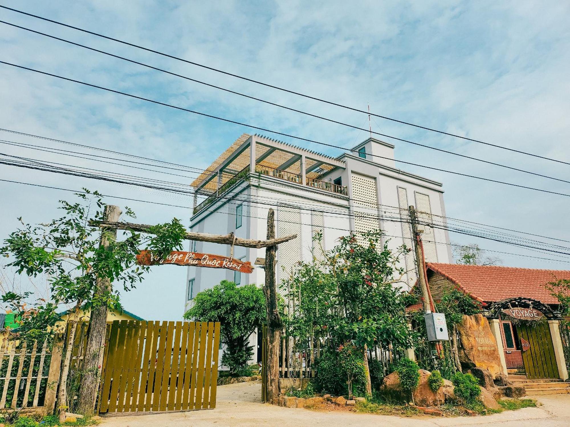 Voyage Phu Quoc Beach Resort Buitenkant foto