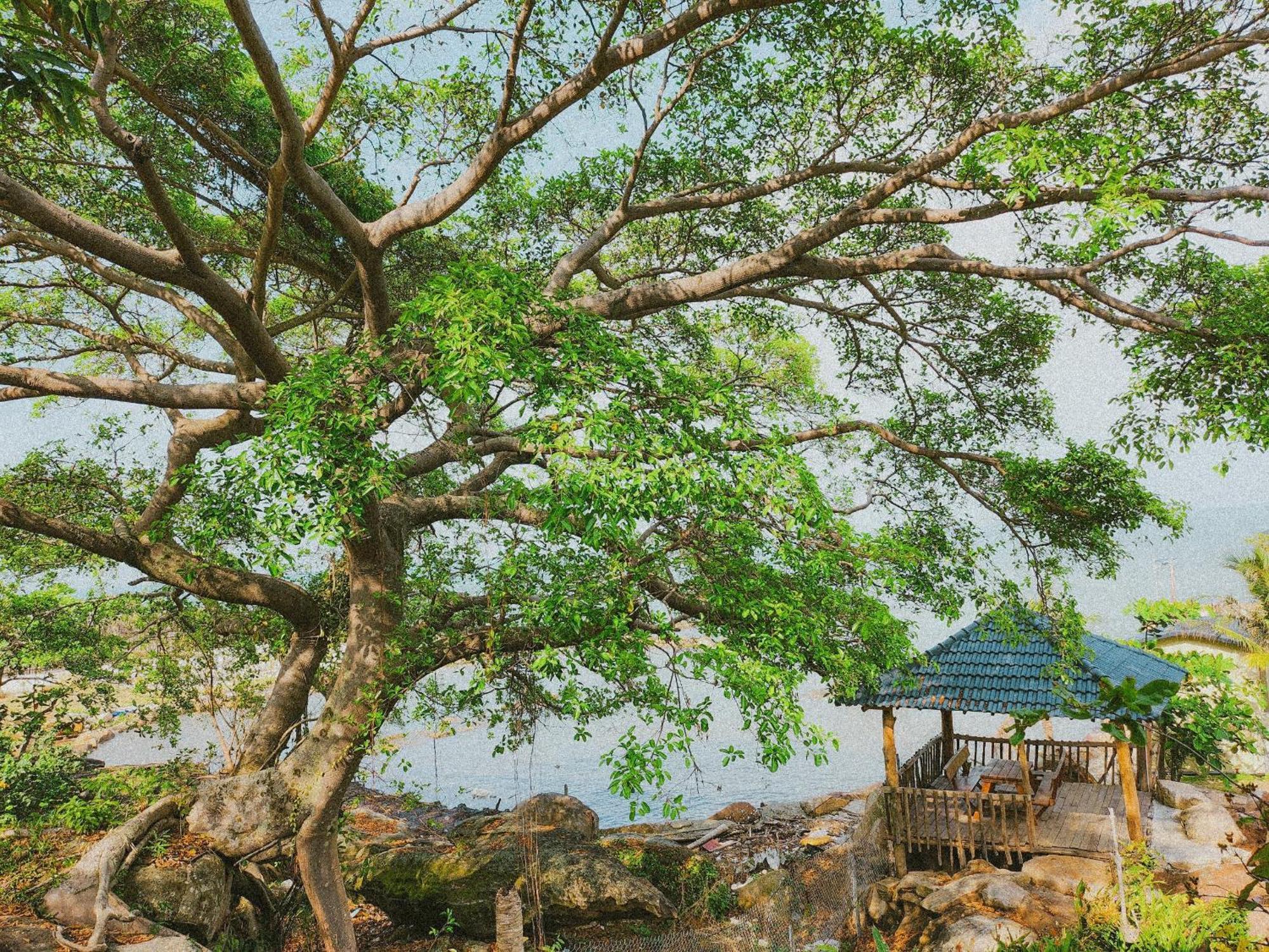 Voyage Phu Quoc Beach Resort Buitenkant foto