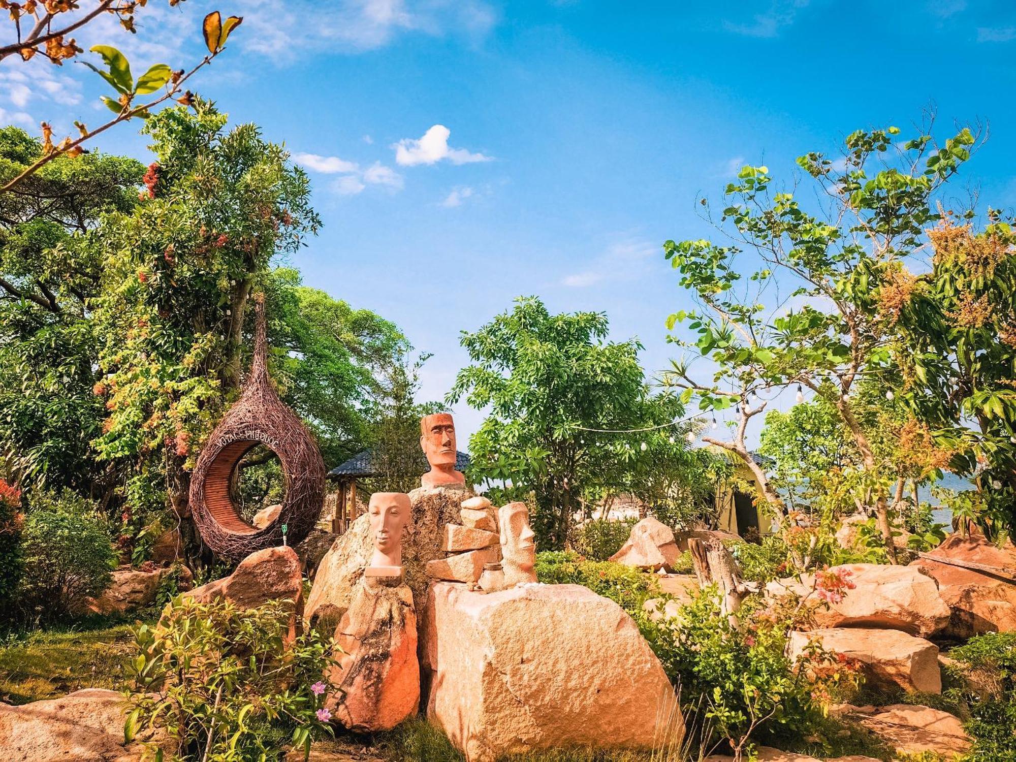 Voyage Phu Quoc Beach Resort Buitenkant foto