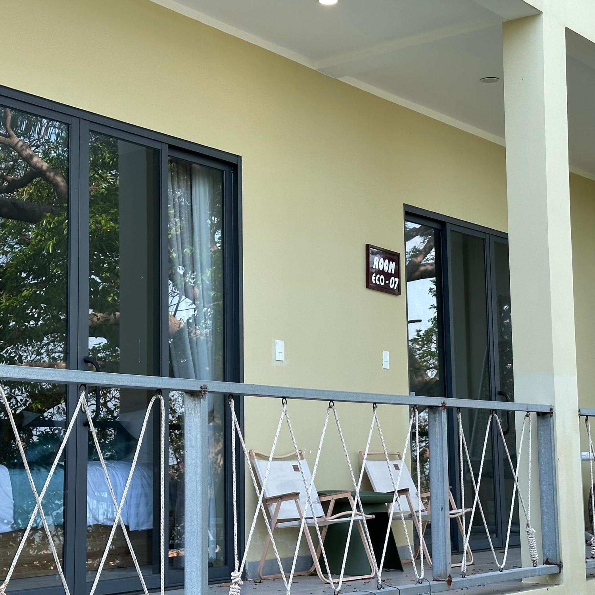 Voyage Phu Quoc Beach Resort Buitenkant foto