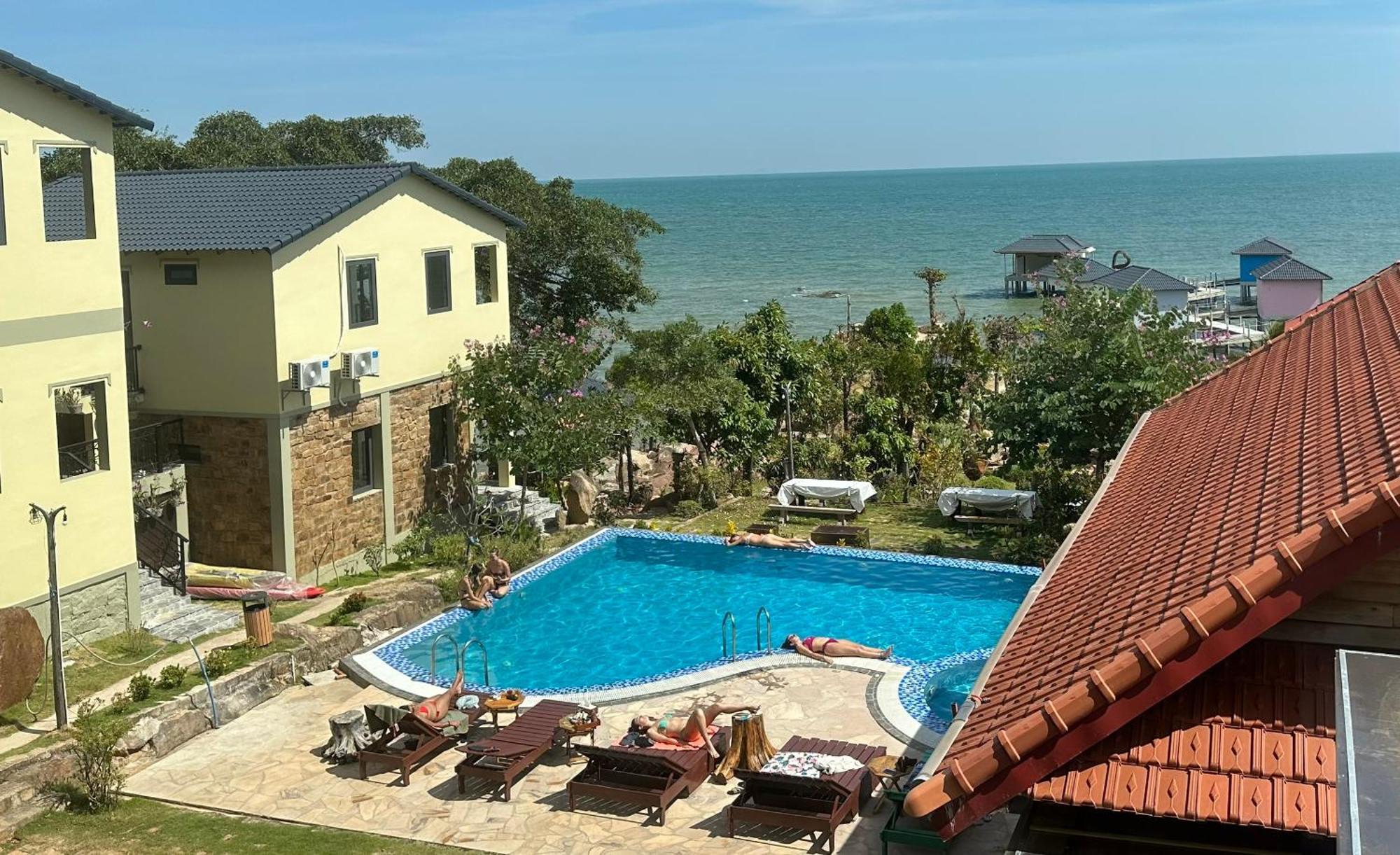 Voyage Phu Quoc Beach Resort Buitenkant foto