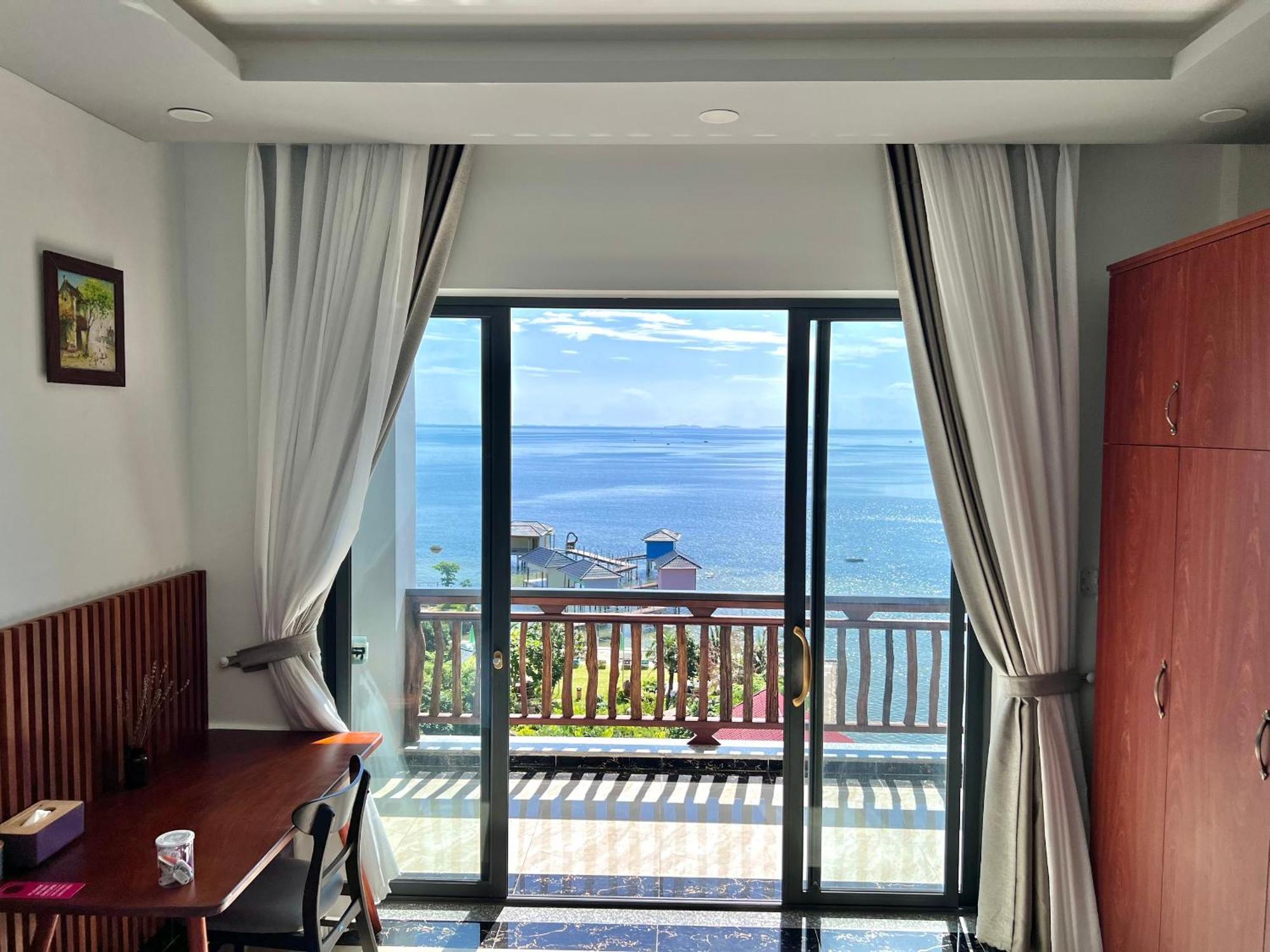 Voyage Phu Quoc Beach Resort Buitenkant foto